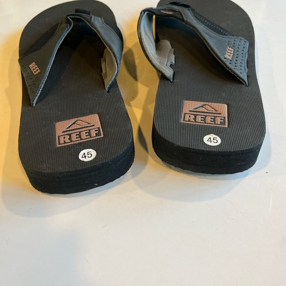 Reef Mens Sz.US 11/ EU 45 Fanning Flip Flop (No Bottle Opener)Black W/Brown NWOT - Picture 3 of 7
